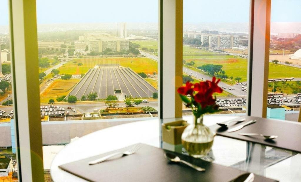 Ed Saint Moritz, Flat Com Garagem 02, Shn No Coracao De Brasilia Διαμέρισμα Εξωτερικό φωτογραφία